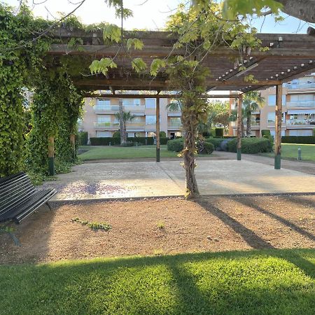 La Bovila Apartment With Exceptional Yard プラヤ・デアロ エクステリア 写真